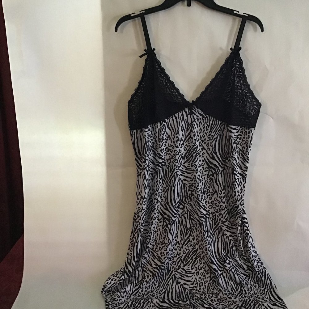 Body Form sexy animal print lingerie, plus size, 1X